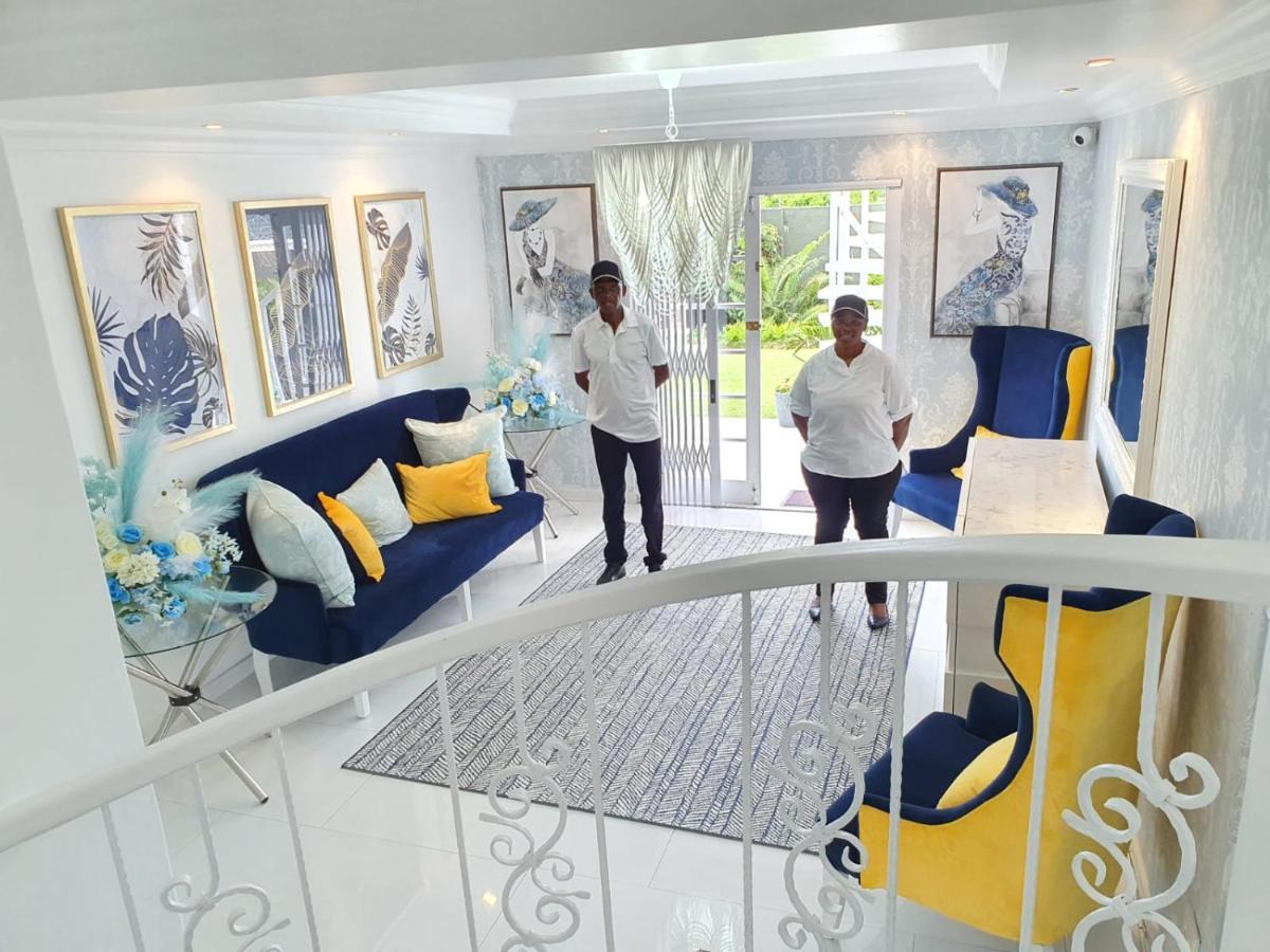 Blue Waves Lodge อัมลังงา ภายนอก รูปภาพ