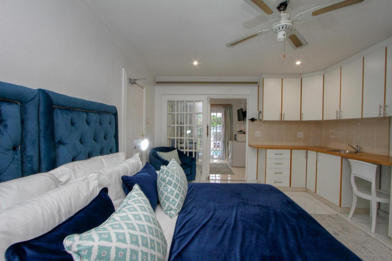 Blue Waves Lodge อัมลังงา ภายนอก รูปภาพ