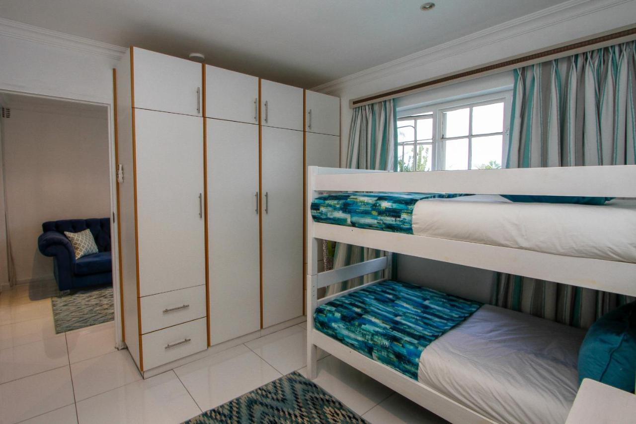 Blue Waves Lodge อัมลังงา ภายนอก รูปภาพ